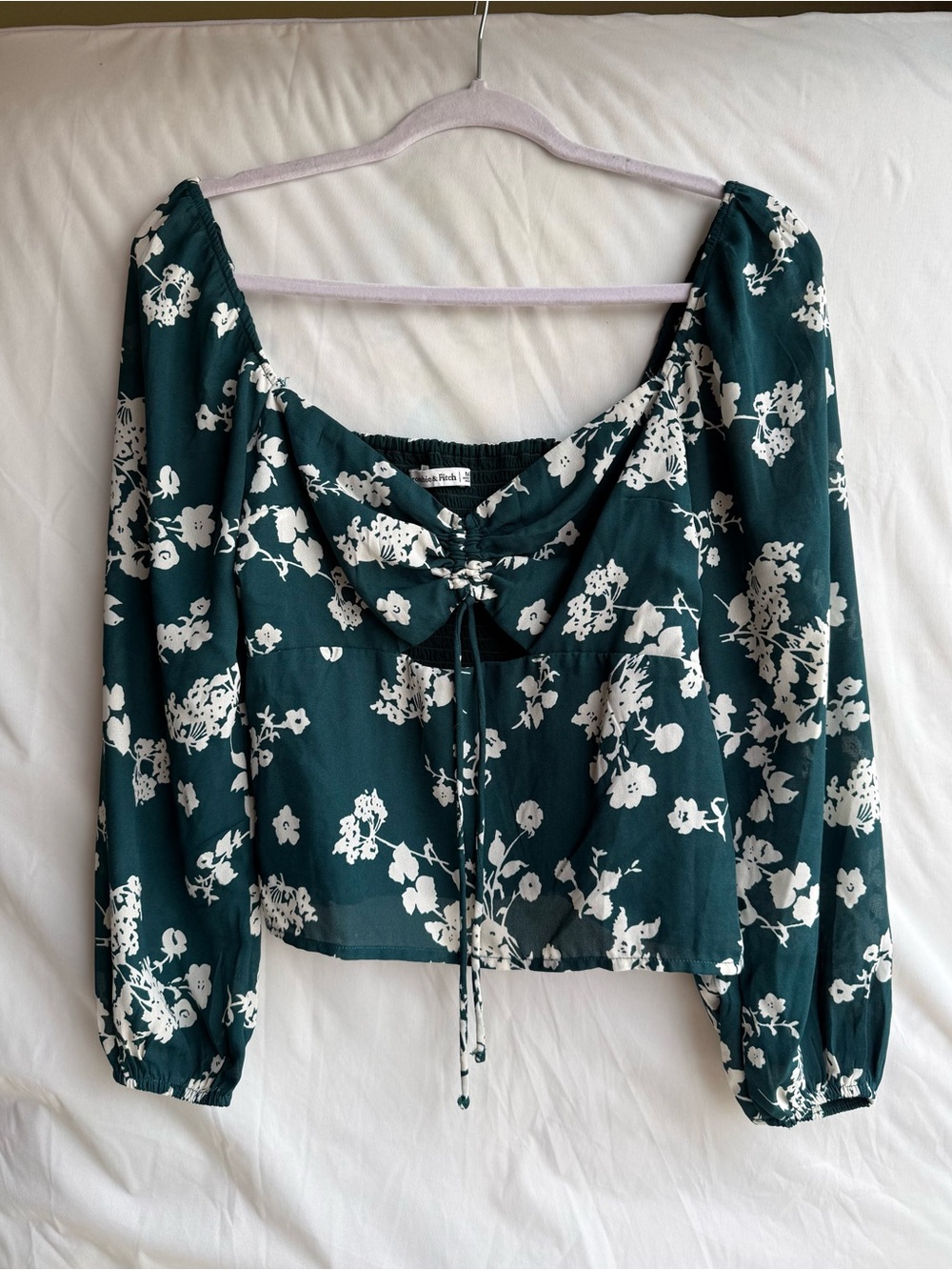 Abercrombie & Fitch Pheasant Floral Puff Long Sleeve Cinched Front Top